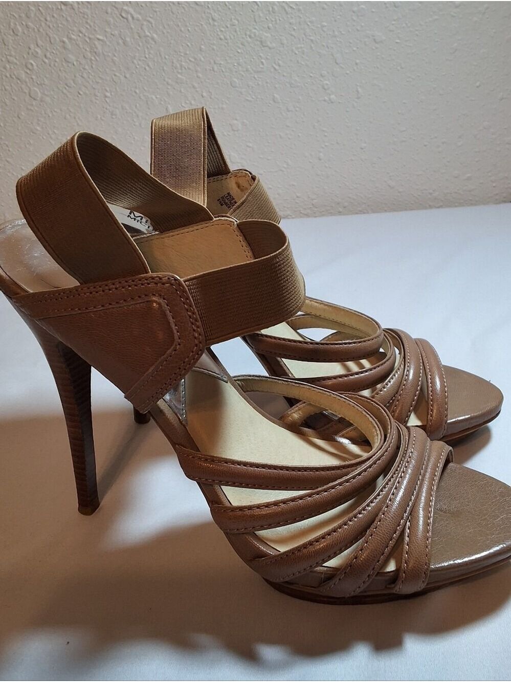 Michael Kors Strappy Stiletto Heels Beige Taupe Leather Sandals Size 8.5 - Picture 2 of 7